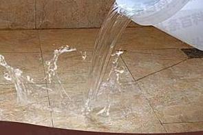 沅陵漏水维修 免砸砖防水材料该如何施工